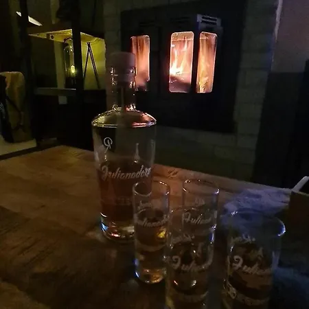 Yperhof Nyaraló *